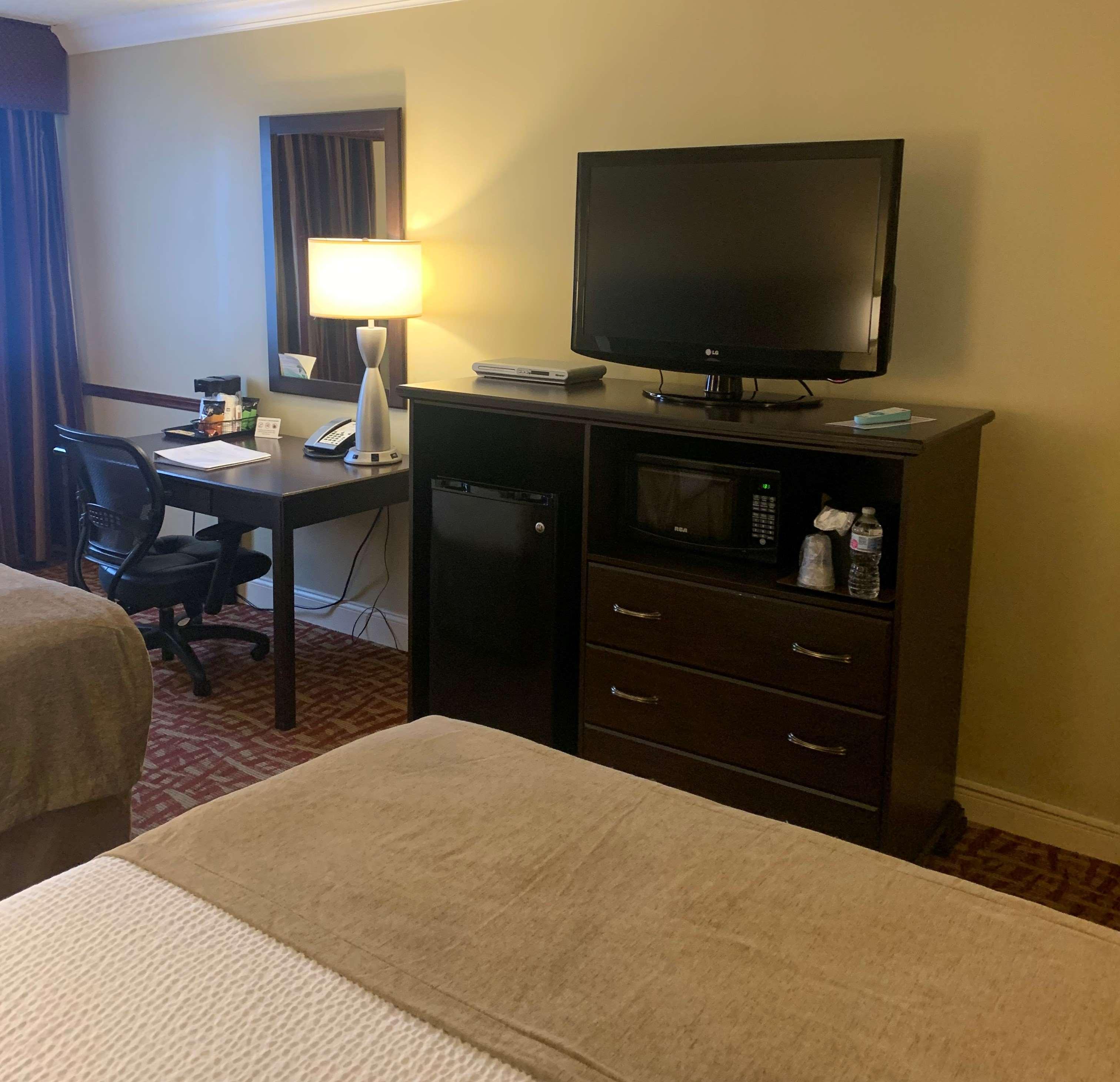 Best Western Plus Wilkes Barre Center City Екстер'єр фото